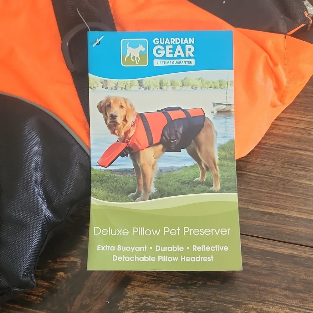 Guardian Gear Deluxe Pillow Pet Preserver Dog Life Preserver S/M. NEW